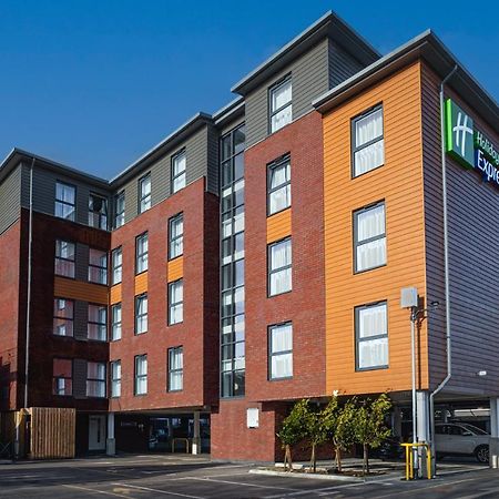 Holiday Inn Express - Fleet By Ihg Εξωτερικό φωτογραφία