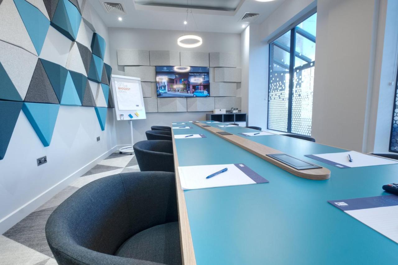 Holiday Inn Express - Fleet By Ihg Εξωτερικό φωτογραφία