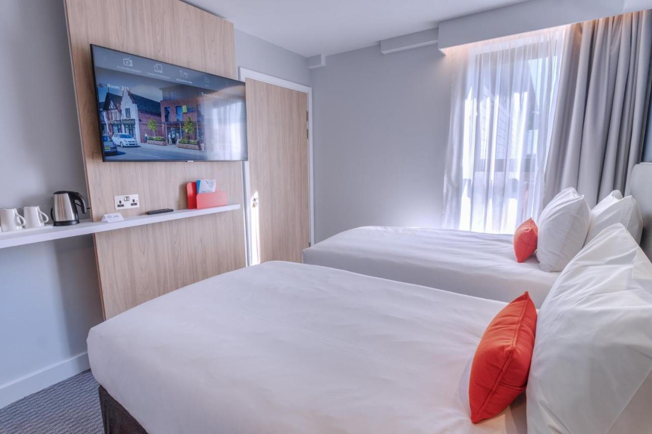 Holiday Inn Express - Fleet By Ihg Εξωτερικό φωτογραφία