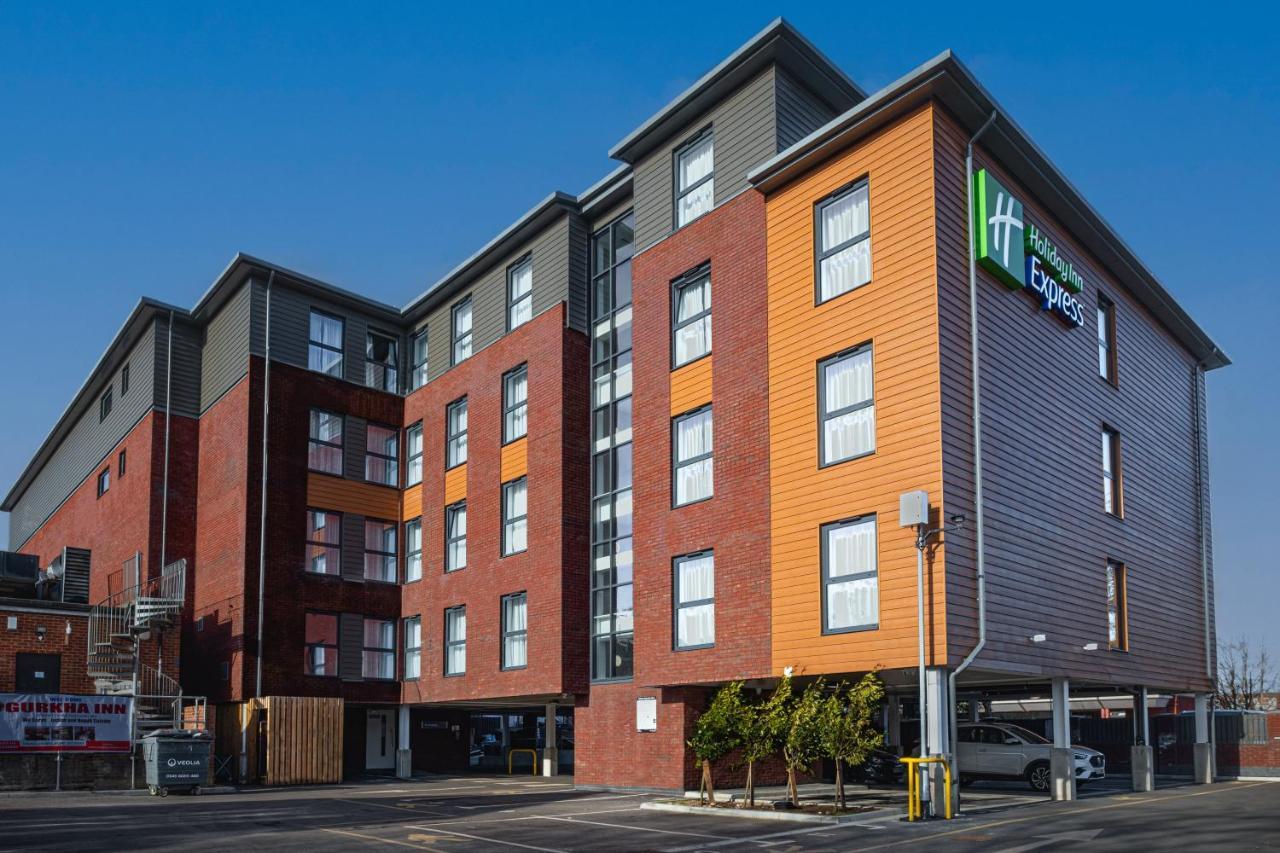 Holiday Inn Express - Fleet By Ihg Εξωτερικό φωτογραφία